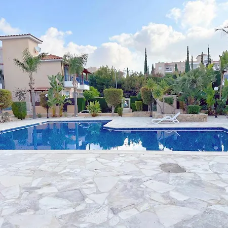 Cosy Townhouse Universal *