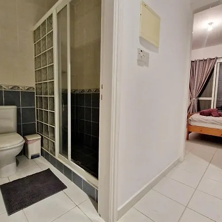 Cosy Townhouse Universal *