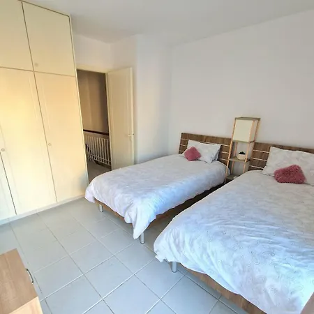 Cosy Townhouse Universal